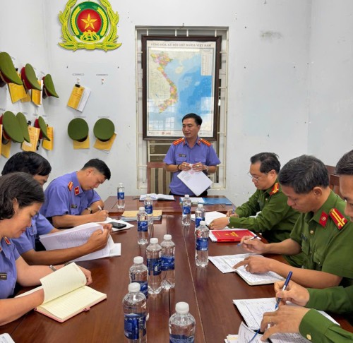 VKSND TP ĐÀ NẴNG TRỰC TIẾP KIỂM SÁT VIỆC TẠM GIỮ TẠM GIAM VÀ THI HÀNH ÁN PHẠT TÙ TẠI PHÂN TRẠI TẠM GIAM NGŨ HÀNH SƠN THUỘC TRẠI TẠM GIAM SỐ 1 - CÔNG AN THÀNH PHỐ ĐÀ NẴNG